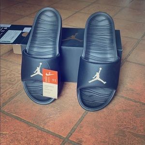 Jordan Break Slides
